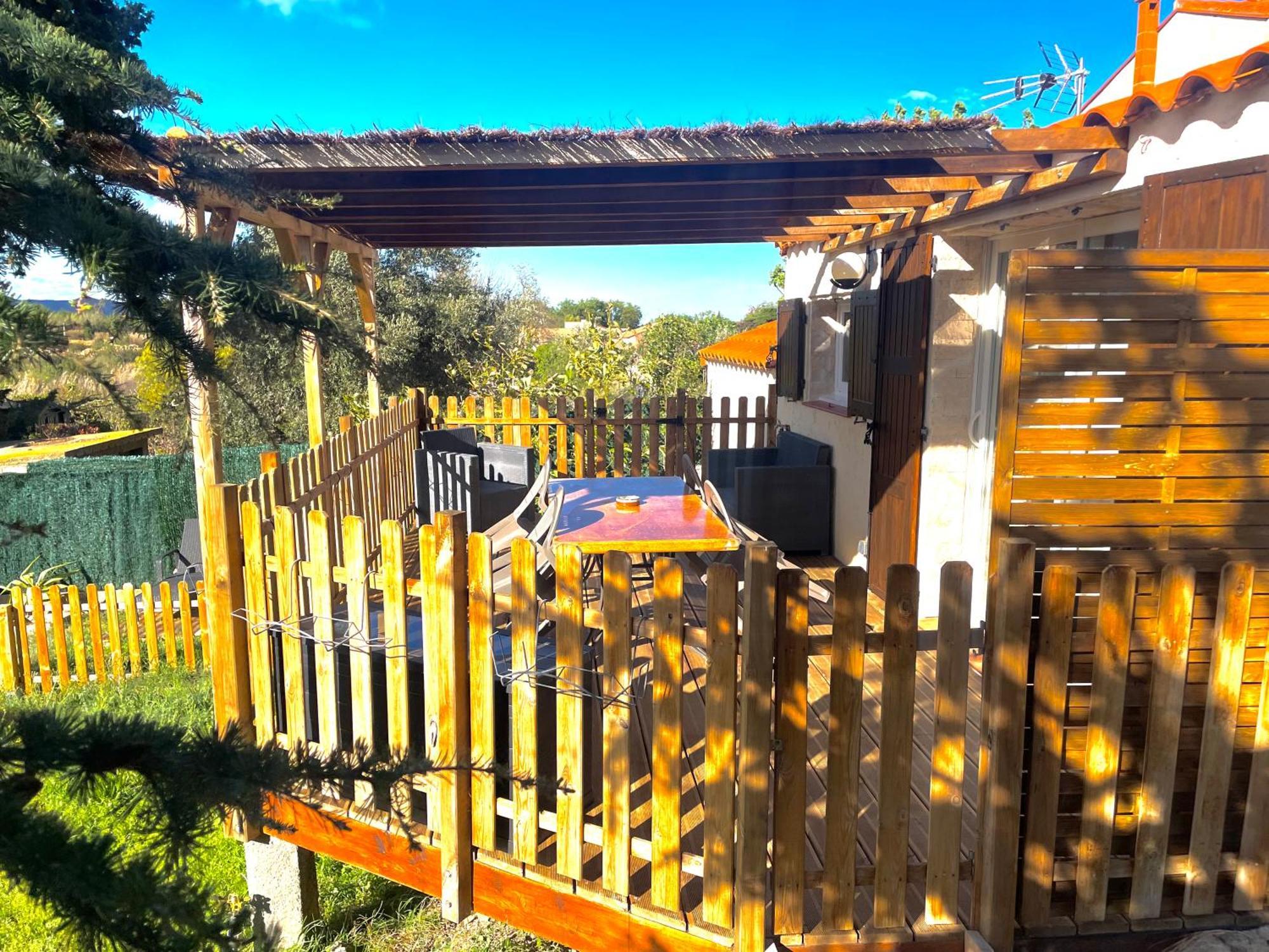 Gite De L'Auxineill Castelnou Esterno foto
